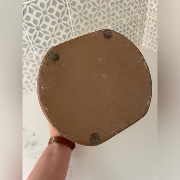 Mid Century Pottery Craft pottery fire hydrant style vase - Picture 6 of 7